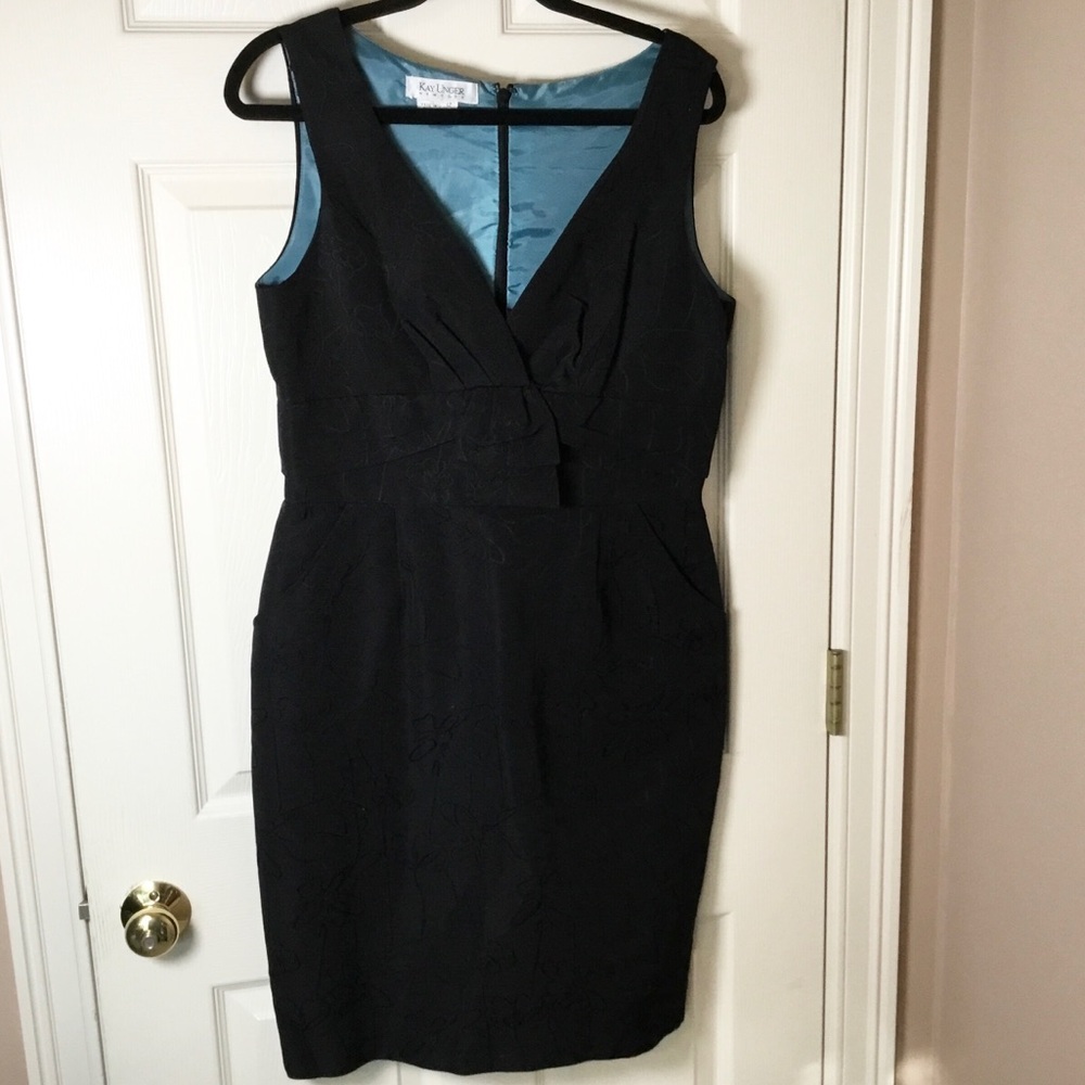 Kay Unger Black Silk Blend Sleeveless Dress with Pockets - 12